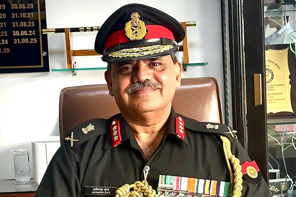 कानपुर निवासी लेफ्टिनेंट जनरल अविनाश दास ने नई दिल्ली स्थित ‘आर्मी हॉस्पिटल रिसर्च एंड रेफरल’ के कमांडेंट का पदभार संभाला