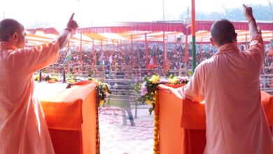 लालटेन की केरोसिन बेचकर बिहार में अंधेरा करने वाले अब राशन हजम करने की तैयारी में हैं – सीएम योगी लालटेन की केरोसिन बेचकर बिहार में अंधेरा करने वाले अब राशन हजम करने की तैयारी में हैं – सीएम योगी