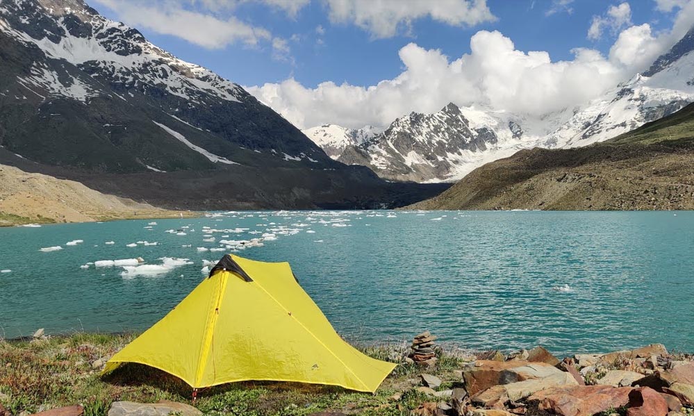 हिमाचल की घेपन झील खतरे में, 173% बढ़ा पानी का दायरा — पाकिस्तान तक हो सकता है असर हिमाचल की घेपन झील खतरे में, 173% बढ़ा पानी का दायरा — पाकिस्तान तक हो सकता है असर