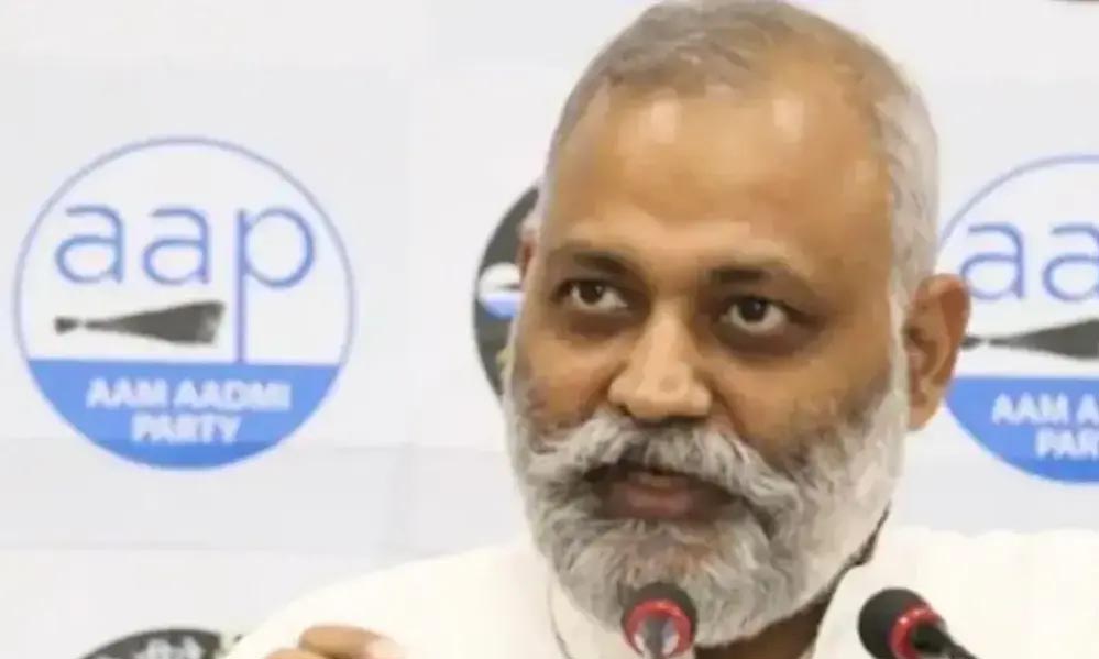 दिल्ली के पूर्व मंत्री सोमनाथ भारती को यूपी में ‘फरार’ घोषित, वजह क्या है? दिल्ली के पूर्व मंत्री सोमनाथ भारती को यूपी में ‘फरार’ घोषित, वजह क्या है?