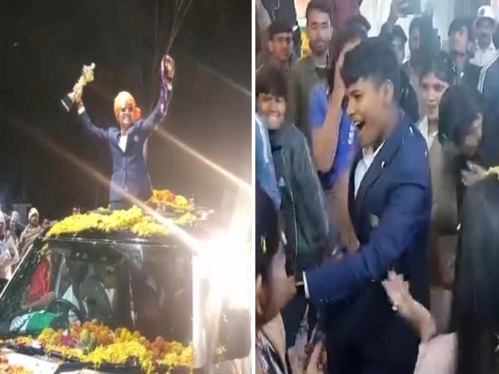 World Champion क्रांति का भव्य स्वागत! क्रिकेट के शुरुआती मैदान पर माथा टेका और माटी चूमा World Champion क्रांति का भव्य स्वागत! क्रिकेट के शुरुआती मैदान पर माथा टेका और माटी चूमा