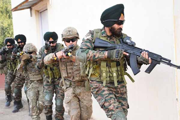 ‘अजेय वारियर’ युद्धाभ्यास: भारत-यूके ने हेलीकॉप्टर से आतंकी ठिकाने ध्वस्त कर दिखाई मारक क्षमता