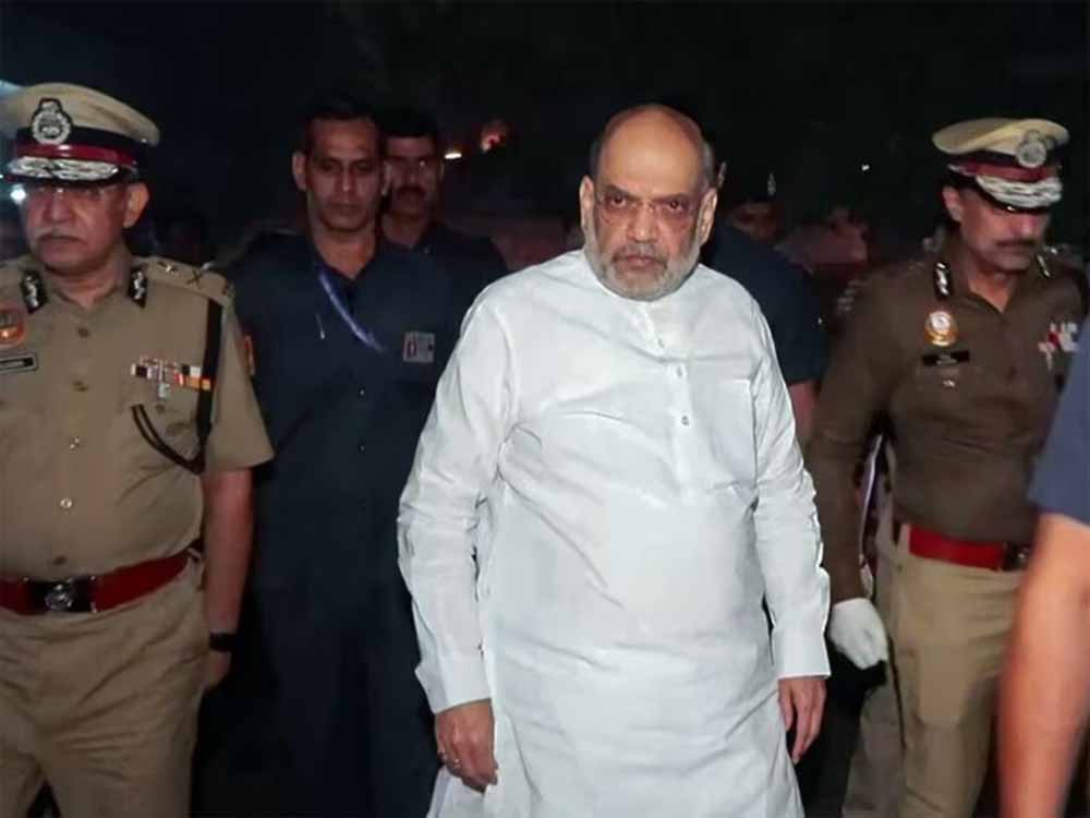 दिल्ली कार धमाका: अमित शाह ने बुलाई हाई लेवल मीटिंग, J&K से जुड़े अफसर वीडियो कॉल पर शामिल