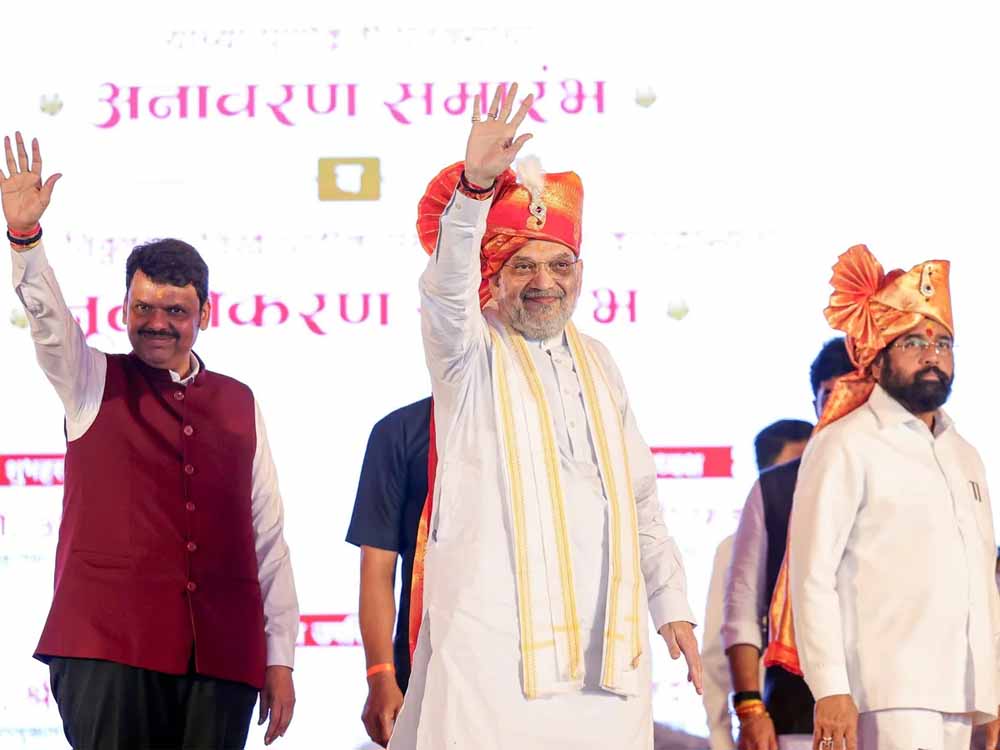 एकनाथ शिंदे असहाय! अमित शाह के दरवाज़े पर पहुंचे—उद्धव ठाकरे का तीखा वार