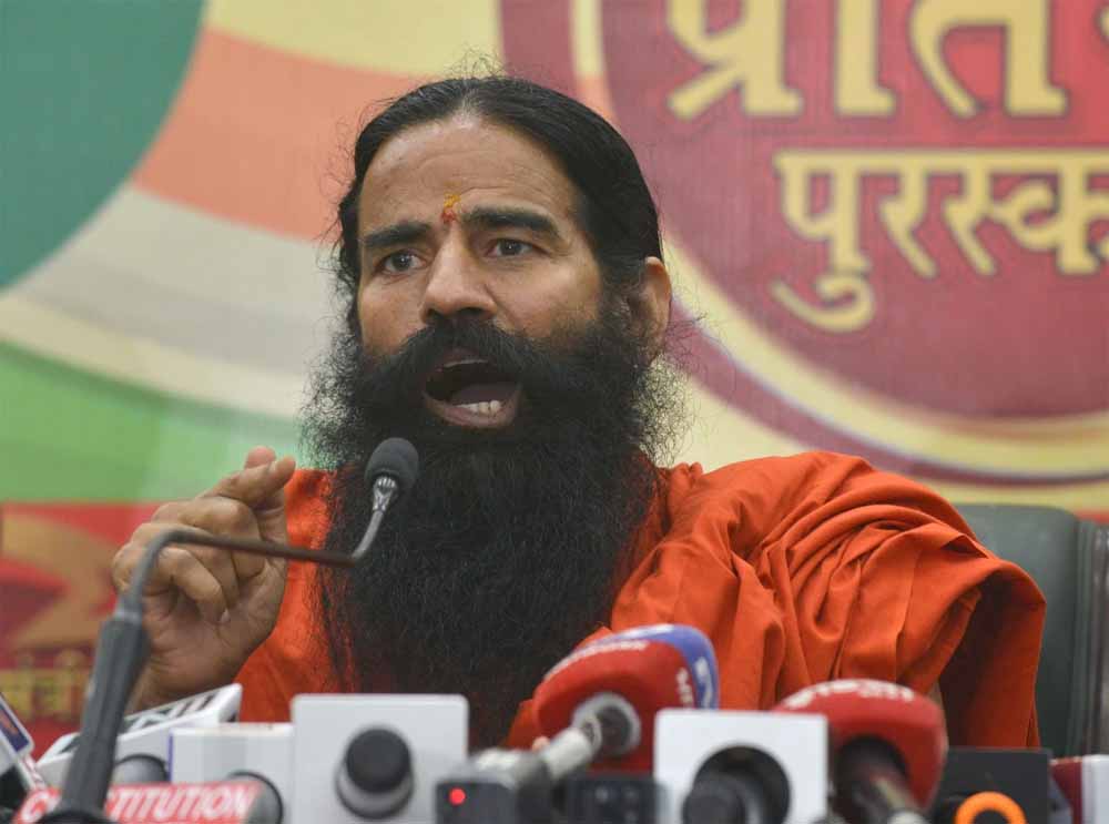 डाबर बनाम पतंजलि: ‘धोखा’ शब्द पर हाईकोर्ट में तकरार, क्या कहा जज ने? डाबर बनाम पतंजलि: ‘धोखा’ शब्द पर हाईकोर्ट में तकरार, क्या कहा जज ने?