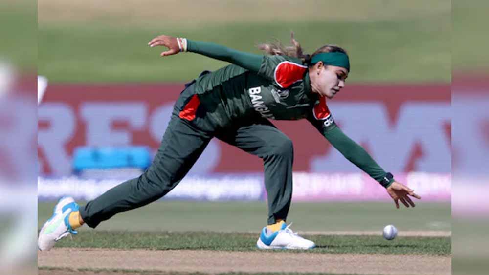 पूर्व महिला कप्तान का सनसनीखेज आरोप: बीसीबी के अधिकारी पर यौन शोषण का केस दर्ज पूर्व महिला कप्तान का सनसनीखेज आरोप: बीसीबी के अधिकारी पर यौन शोषण का केस दर्ज