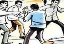 नरसिंहपुर में कानून का मखौल: पुलिस चौकी के भीतर युवक की पिटाई, 5 आरोपी घेरे में