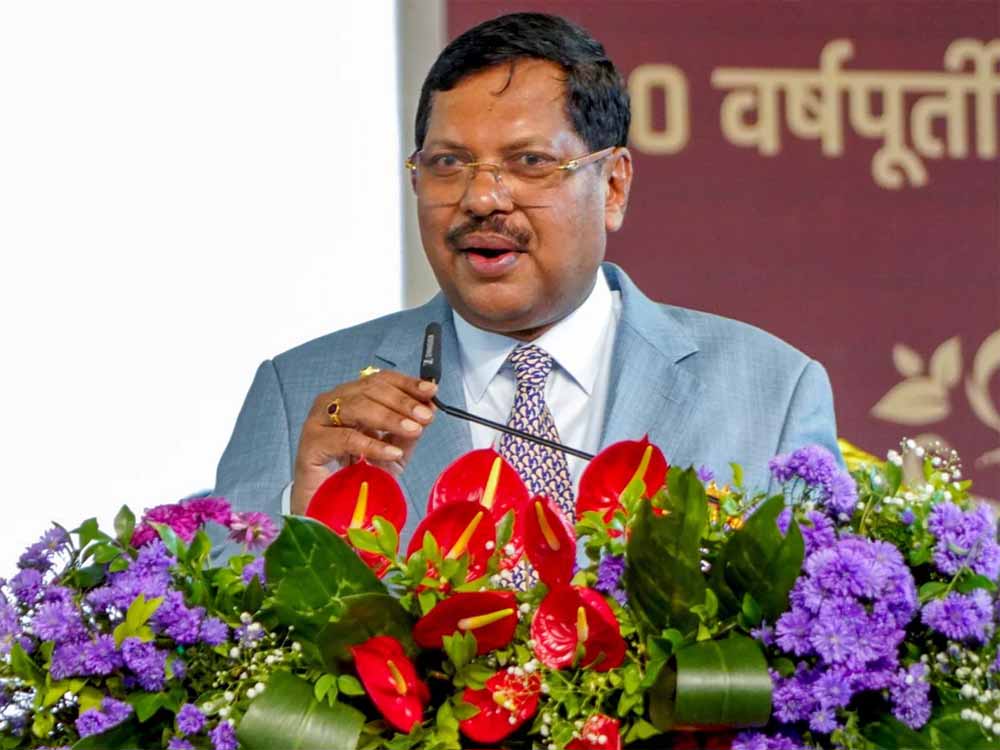 रिटायरमेंट से पहले बढ़ा टकराव: CJI बी.आर. गवई की नाराज़गी से सरकार में हलचल