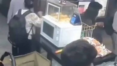 लाल किले के पास धमाका! मेट्रो स्टेशन की CCTV फुटेज में दिखी दहशत