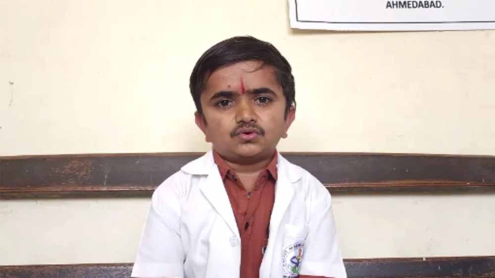 20 किलो के ‘डॉक्टर गणेश’ की अनोखी कहानी, 3 फीट कद के साथ SC तक लड़ी लड़ाई