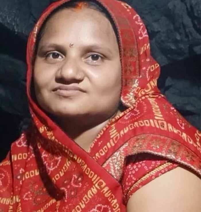 दुर्ग जिला अस्पताल में नसबंदी के बाद दो महिलाओं की तबीयत बिगड़ी, परिजनों में हड़कंप दुर्ग जिला अस्पताल में नसबंदी के बाद दो महिलाओं की तबीयत बिगड़ी, परिजनों में हड़कंप