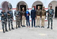 नेपाल बॉर्डर पर अलर्ट: ब्रिटिश महिला और पाकिस्तानी युवक संदिग्ध हालात में गिरफ्तार