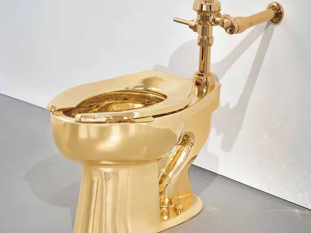 83 करोड़ से शुरू होगी बोली! अमेरिका में नीलाम होने जा रहा ‘सोने का टॉयलेट’ 83 करोड़ से शुरू होगी बोली! अमेरिका में नीलाम होने जा रहा ‘सोने का टॉयलेट’