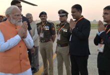 प्रधानमंत्री नरेंद्र मोदी का काशी में भव्य स्वागत