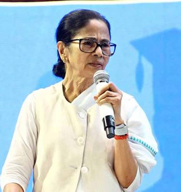 एसआईआर ने ली एक और जान? बीएलओ मौत पर भड़कीं ममता बनर्जी