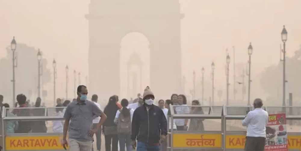 दिल्ली में सांस लेना हुआ मुश्किल! 19 इलाके रेड जोन में, हरियाणा-पंजाब में बारिश की चेतावनी दिल्ली में सांस लेना हुआ मुश्किल! 19 इलाके रेड जोन में, हरियाणा-पंजाब में बारिश की चेतावनी