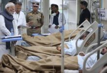 भूटान दौरे से लौटे पीएम मोदी, LNJP अस्पताल पहुंचकर दिल्ली बम धमाकों के घायलों से की मुलाकात