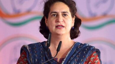 बारिश ने बिगाड़ी चुनावी तैयारी: खगड़िया में प्रियंका गांधी की रैली रद्द बारिश ने बिगाड़ी चुनावी तैयारी: खगड़िया में प्रियंका गांधी की रैली रद्द