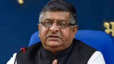 पहले चरण की वोटिंग में आरजेडी बैकफुट पर? बीजेपी ने किया जबरदस्त पलटवार पहले चरण की वोटिंग में आरजेडी बैकफुट पर? बीजेपी ने किया जबरदस्त पलटवार