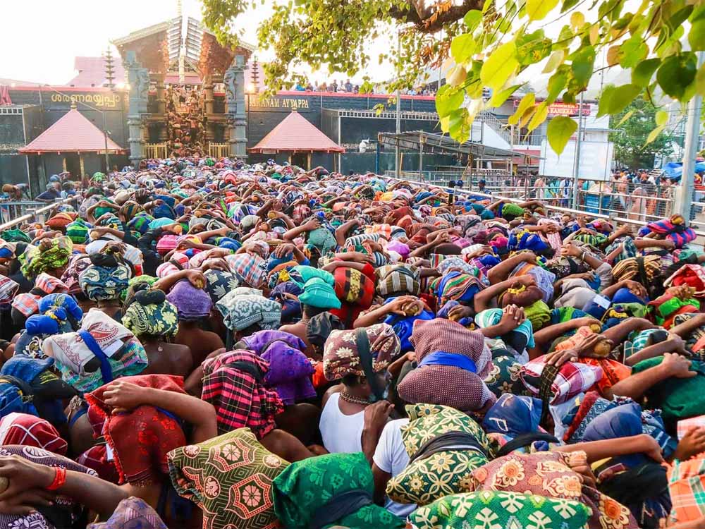 सबरीमाला गोल्ड स्कैम का खुलासा: पूर्व अधिकारी समेत तीन गिरफ्तार, सामने आई चौंकाने वाली बातें सबरीमाला गोल्ड स्कैम का खुलासा: पूर्व अधिकारी समेत तीन गिरफ्तार, सामने आई चौंकाने वाली बातें