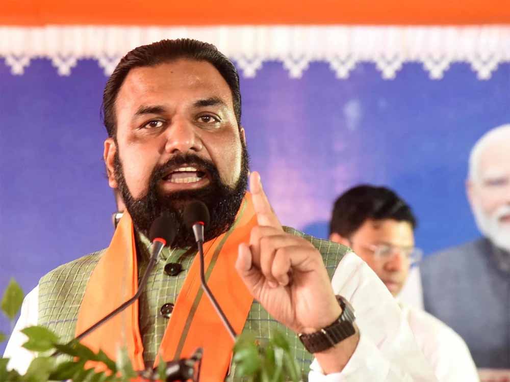 तारापुर में सम्राट चौधरी को सीधी टक्कर! जानिए कौन हैं जनसुराज के उम्मीदवार डॉ. संतोष सिंह तारापुर में सम्राट चौधरी को सीधी टक्कर! जानिए कौन हैं जनसुराज के उम्मीदवार डॉ. संतोष सिंह