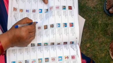 वोटर लिस्ट में ‘काजू-बादाम’ से लेकर ‘शेरनी’ तक! अजीबोगरीब नामों ने उड़ाए अधिकारियों के होश वोटर लिस्ट में ‘काजू-बादाम’ से लेकर ‘शेरनी’ तक! अजीबोगरीब नामों ने उड़ाए अधिकारियों के होश