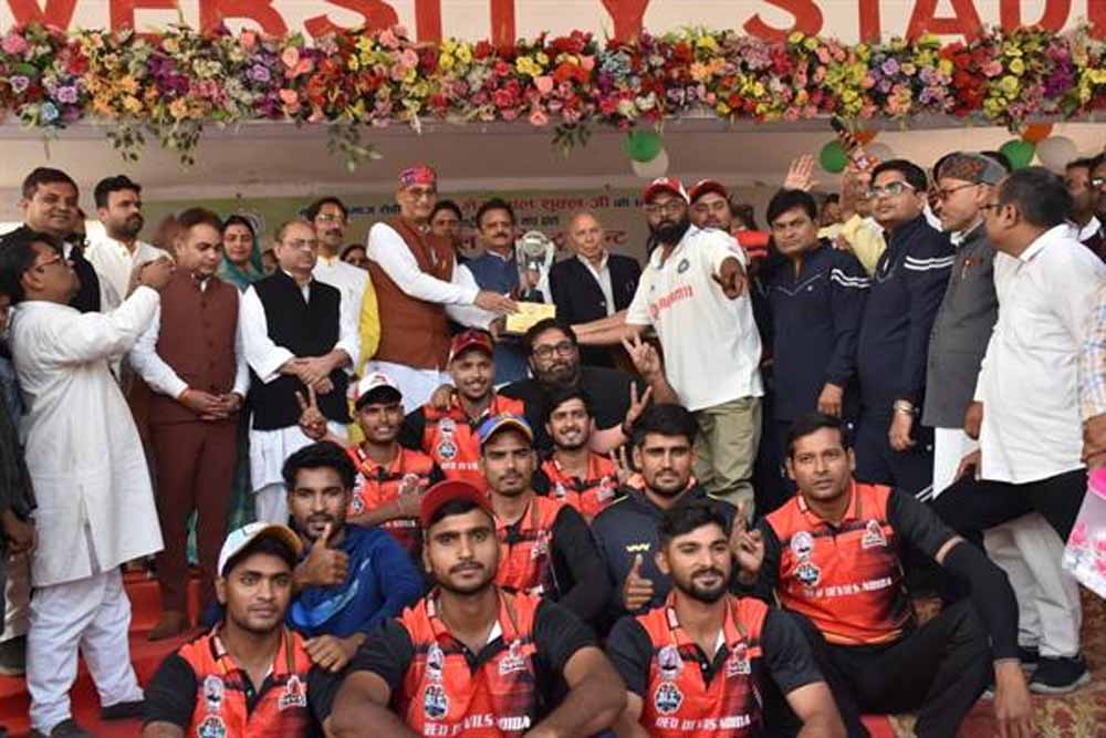 खेलों से हमें प्रतिस्पर्धा और सहयोग की प्रेरणा मिलती है : उप मुख्यमंत्री खेलों से हमें प्रतिस्पर्धा और सहयोग की प्रेरणा मिलती है : उप मुख्यमंत्री