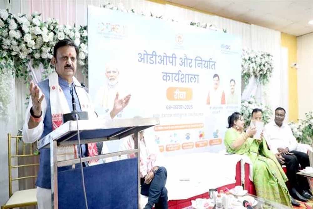 कुटीर उद्योगों की स्थापना एवं स्थानीय उत्पादों के प्रोत्साहन से रोजगार के अवसर उपलब्ध हो सकेंगे : उप मुख्यमंत्री शुक्ल कुटीर उद्योगों की स्थापना एवं स्थानीय उत्पादों के प्रोत्साहन से रोजगार के अवसर उपलब्ध हो सकेंगे : उप मुख्यमंत्री शुक्ल