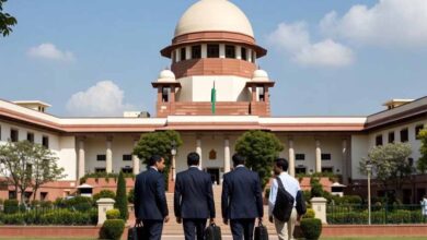 सीनियर वकील होना विशेषाधिकार नहीं— सुप्रीम कोर्ट की सख़्त टिप्पणी पर जानें पूरा मामला सीनियर वकील होना विशेषाधिकार नहीं— सुप्रीम कोर्ट की सख़्त टिप्पणी पर जानें पूरा मामला