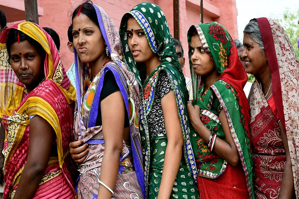 बिहार चुनाव: पहले चरण के वोटिंग आंकड़ों में बदलाव, चुनाव आयोग ने जारी किया नया डेटा बिहार चुनाव: पहले चरण के वोटिंग आंकड़ों में बदलाव, चुनाव आयोग ने जारी किया नया डेटा