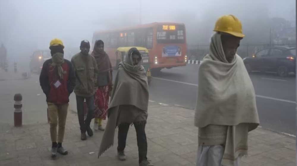मध्य प्रदेश में नवंबर की सबसे ठंडी सुबह! इंदौर-भोपाल में पुराने रिकॉर्ड टूटे, अब कोहरा भी छाएगा मध्य प्रदेश में नवंबर की सबसे ठंडी सुबह! इंदौर-भोपाल में पुराने रिकॉर्ड टूटे, अब कोहरा भी छाएगा