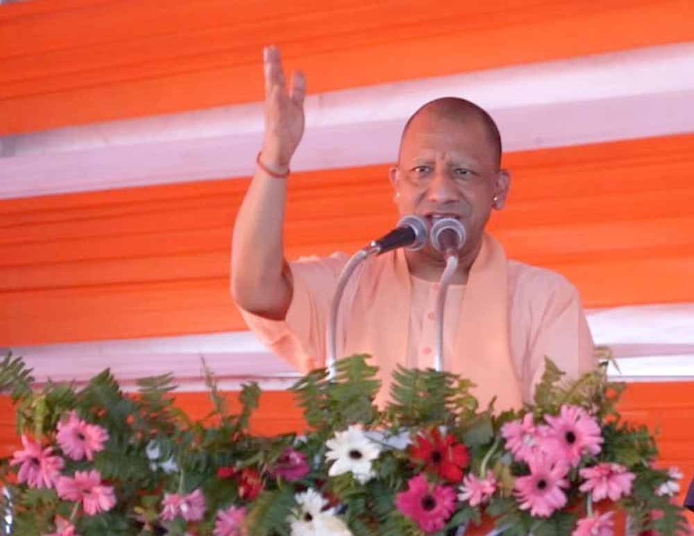 पीएम ने कांग्रेस व राजद की दलाली रोक दी, इसलिए मोदी को गाली देते हैंः योगी पीएम ने कांग्रेस व राजद की दलाली रोक दी, इसलिए मोदी को गाली देते हैंः योगी