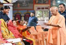 मुख्यमंत्री योगी बोले – जनता की समस्याओं का समाधान हमारी प्राथमिकता, सरकार पूरी तरह संकल्पित