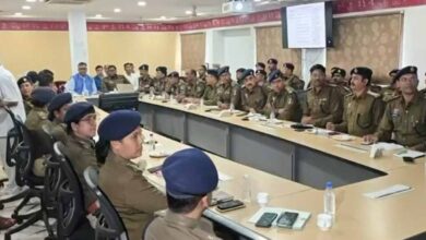 भारत-SA वनडे: सुरक्षा पर IG-DIG की हाई-लेवल मीटिंग, होटल से स्टेडियम तक 2,000 पुलिसकर्मी तैनात भारत-SA वनडे: सुरक्षा पर IG-DIG की हाई-लेवल मीटिंग, होटल से स्टेडियम तक 2,000 पुलिसकर्मी तैनात