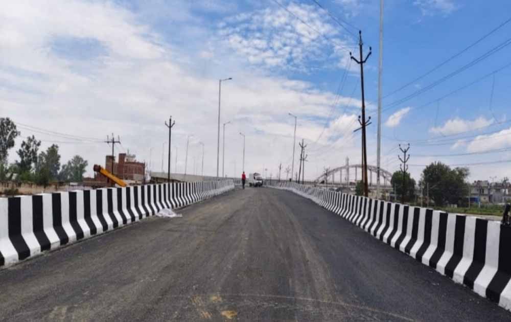 नए साल में फोरलेन सड़कों और फ्लाईओवर का दिखेगा विशाल संजाल नए साल में फोरलेन सड़कों और फ्लाईओवर का दिखेगा विशाल संजाल