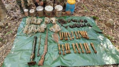 छत्तीसगढ़-ओडिशा बॉर्डर पर बड़ा नक्सल डंप बरामद, पहाड़ी इलाके में छिपा था IED और हथियारों का जखीरा