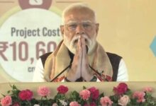 पीएम मोदी का असम दौरा: डिब्रूगढ़ में यूरिया प्लांट का उद्घाटन, बोले– कांग्रेस ने बसाए बांग्लादेशी घुसपैठिए