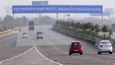 यमुना एक्सप्रेसवे पर शाम 5 बजे के बाद भारी वाहनों की एंट्री बंद, जानें प्रशासन का फैसला क्यों यमुना एक्सप्रेसवे पर शाम 5 बजे के बाद भारी वाहनों की एंट्री बंद, जानें प्रशासन का फैसला क्यों