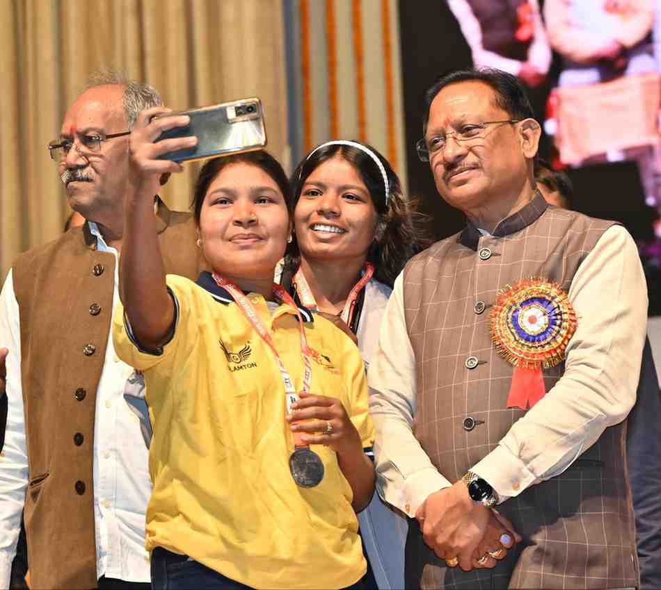 खिलाड़ियों के सपनों को पंख देने के लिए सरकार प्रतिबद्ध: मुख्यमंत्री साय