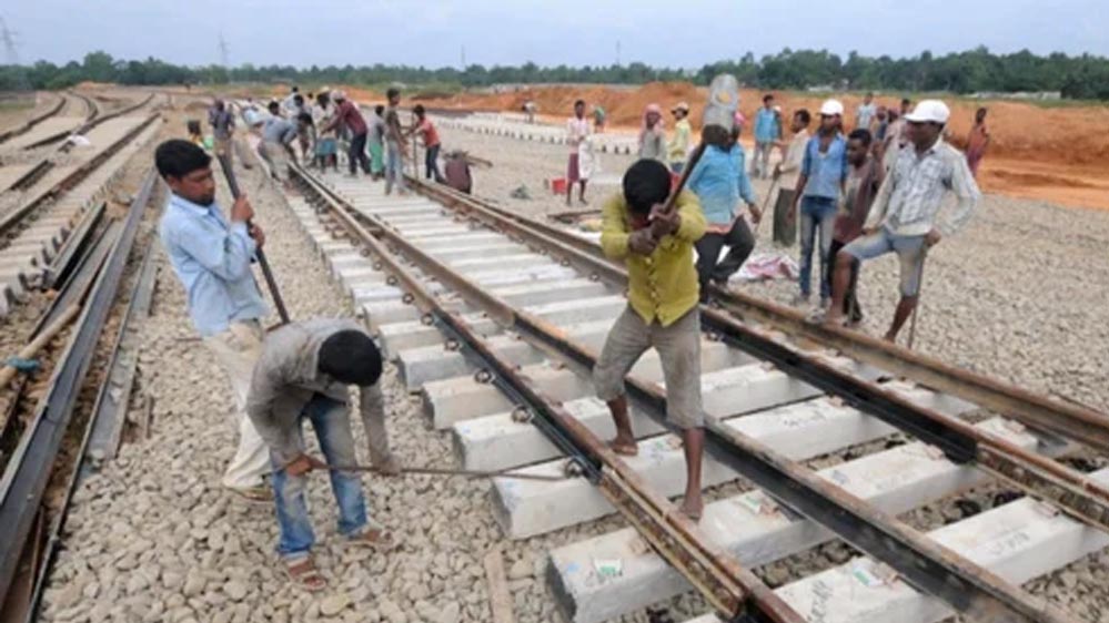 इंदौर से आगे जाएंगी ट्रेनें, 1873 करोड़ की नई रेल लाइन जल्द शुरू होगी