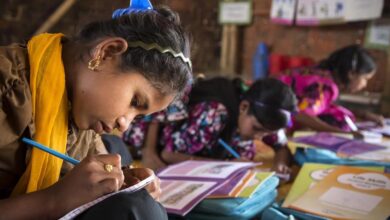 सीएम योगी की प्रेरणा से कस्टम ज्वेलरी उद्यम ने बदली ग्रामीण महिलाओं की जिंदगी