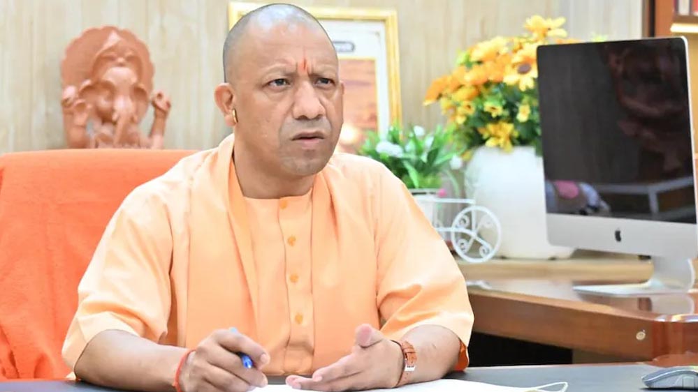 सीएम योगी का लापता मतदाताओं पर सख्त रुख, आजमगढ़ में SIR अभियान तेज करने के दिए निर्देश