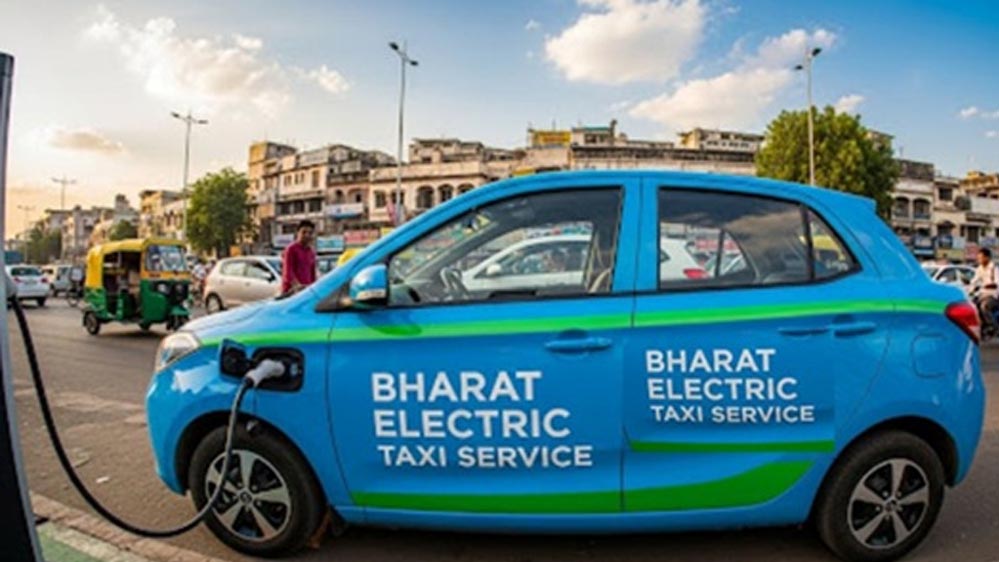 भारत टैक्सी ऐप’ से सर्ज प्राइसिंग पर लगेगी रोक, नितिन गडकरी ने कहा- ऐप अभी टेस्टिंग फेज में