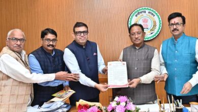 रायपुर : मुख्यमंत्री से CAIT प्रतिनिधियों की सौजन्य मुलाकात, स्वदेशी संकल्प यात्रा में शामिल होने का दिया आमंत्रण रायपुर : मुख्यमंत्री से CAIT प्रतिनिधियों की सौजन्य मुलाकात, स्वदेशी संकल्प यात्रा में शामिल होने का दिया आमंत्रण