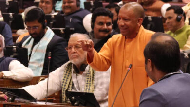 केवल गीत नहीं, राष्ट्र की चेतना व साहस का मंत्र है वंदे मातरम् : योगी आदित्यनाथ