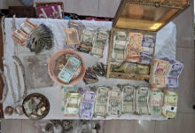 कर्नाटक में बड़ा मामला: मंत्री जमीर अहमद के सेक्रेटरी के घर लोकायुक्त का छापा, 14 करोड़ बरामद