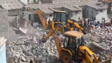 बेंगलुरु में बुलडोजर कार्रवाई पर सियासी घमासान, 400 से अधिक घरों पर एक्शन