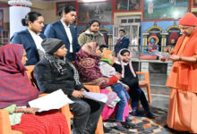 प्रचंड ठंड में भी जारी रहा सीएम योगी का जनसेवा अनुष्ठान