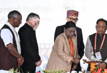 रायपुर : राष्ट्रपति श्रीमती द्रौपदी मुर्मू ने ‘जशक्राफ्ट’ एवं जशपुर की जनजातीय मातृशक्ति के कौशल की सराहना की