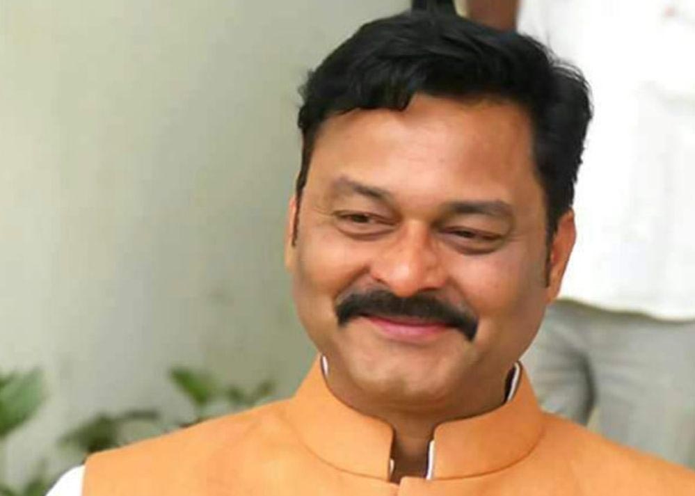 संजय पाठक से जुड़ी कंपनियों को ₹443 करोड़ का नोटिस, जबलपुर कलेक्टर ने 15 दिन में जवाब मांगा